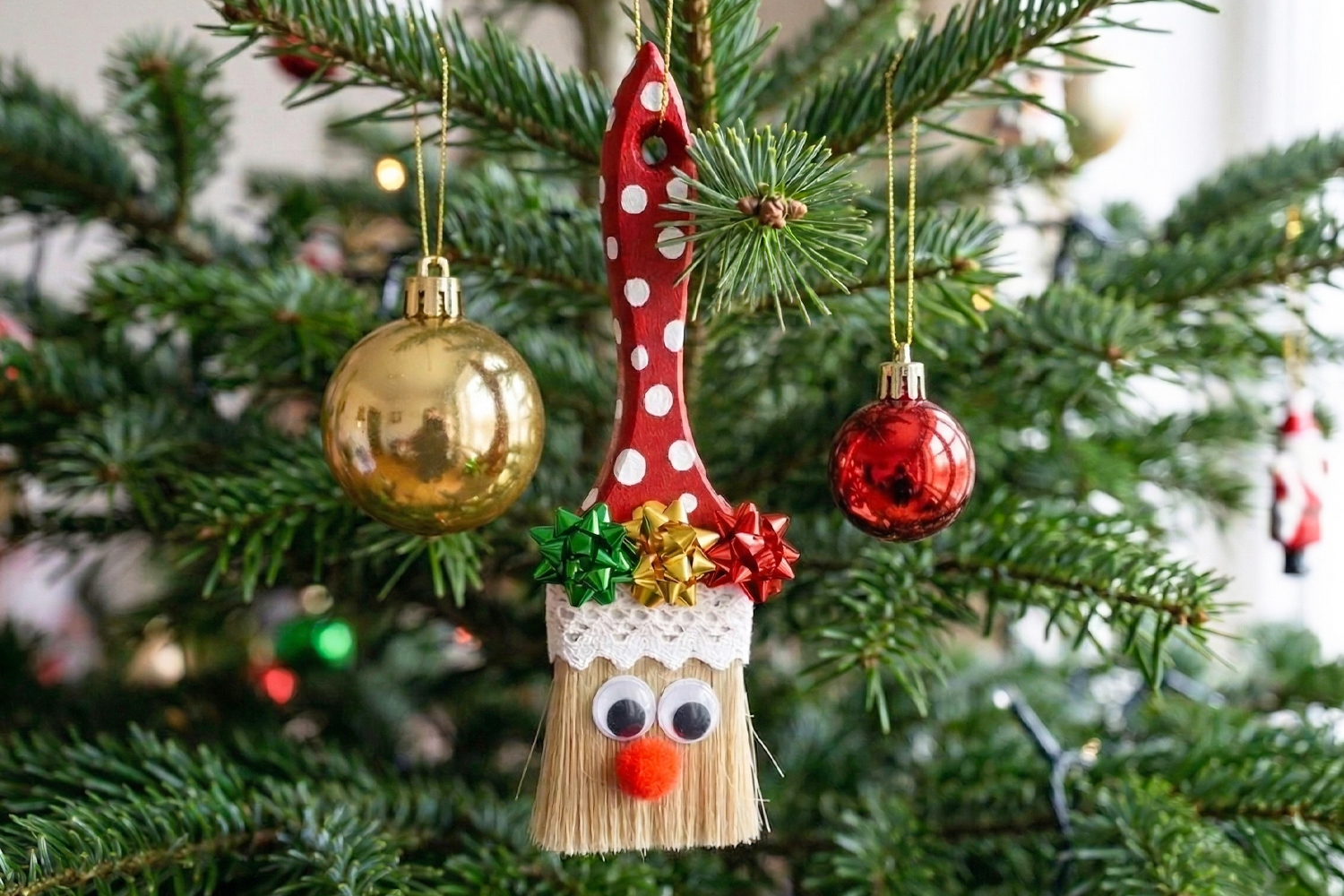 Santa Claus brush