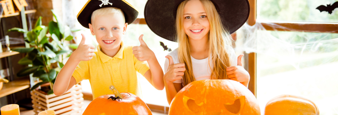 I am carving a pumpkin - 1 - 10doigts.com