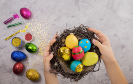 I Make Glittered Eggs - Easter Activities - 10doigts.fr