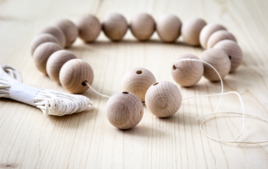 Wood Beads - Bead Materials - 10doigts.fr