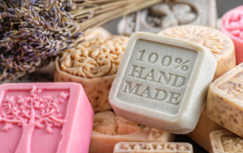 Soaps and Cosmetics - Modeling and Molding - 10doigts.fr