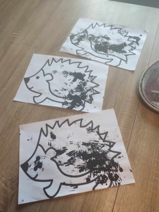 Peinture à la fourchette. - 10doigts.fr