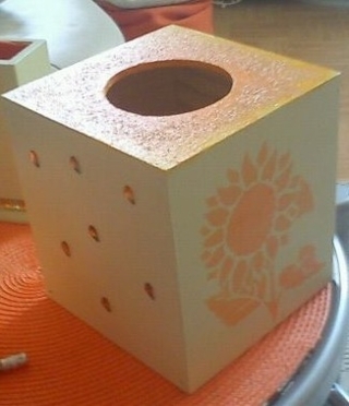 boite a mouchoirs carré - Déco du bois - 10doigts.fr