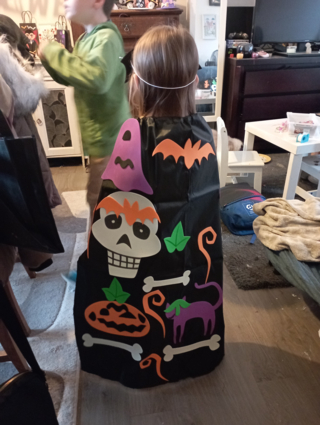 Cape de sorcière - 10doigts.fr