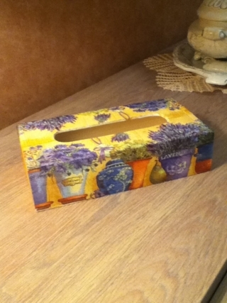 boîte à mouchoirs - Vernis collage papiers, serviettes - 10doigts.fr