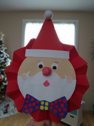 PERE NOEL EN PAPIER - Créations d'enfant - 10doigts.fr