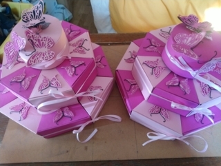 gâteau pour anniversaire à l'école:17 boites/gâteau - Fêtes, déguisements - 10doigts.fr