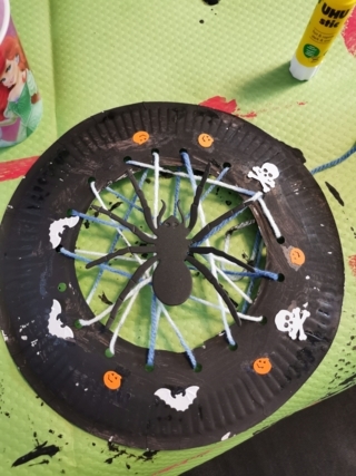 Activité Halloween - Créations d'enfant - 10doigts.fr