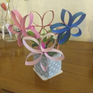 Fleurs en pot - Créations d'enfant - 10doigts.fr