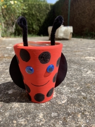 Recyclage pot de fleurs - Créations d'enfant - 10doigts.fr