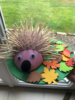 Hérisson de l'automne - Créations d'enfant - 10doigts.fr