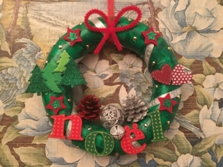 couronne de noel - Vernis collage papiers, serviettes - 10doigts.fr