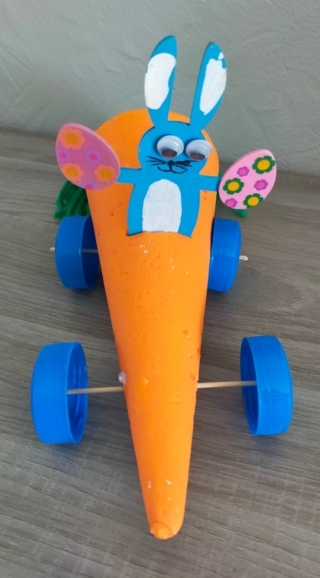 Carottes en cône avec lapin - 10doigts.fr