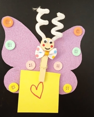 Papillon en papier avec une pince a linge - Divers - 10doigts.fr