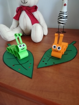 les chenilles du printemps - Créations d'enfant - 10doigts.fr