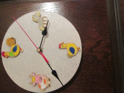 Horloge bebe - 10doigts.fr