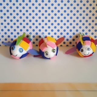 Poisson arc-en-ciel avec un œuf en polystyrène - Divers - 10doigts.fr