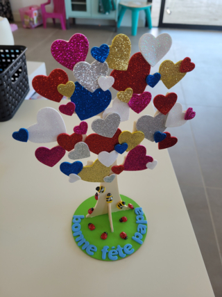 Arbre a coeurs - 10doigts.fr