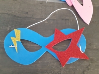 Masque Super hero - 10doigts.fr