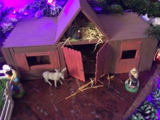 Grange crèche de Noël - 10doigts.fr