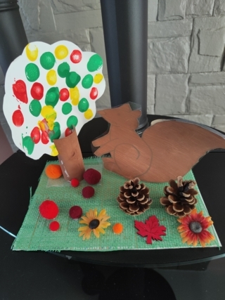 Arbre et écureuil d'automne - 10doigts.fr