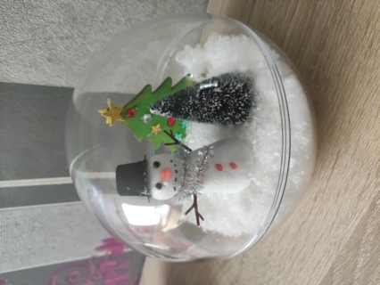 Globe de Noël enneigé - 10doigts.fr