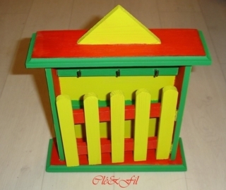 Armoire à clés fluo tricolore - Déco du bois - 10doigts.fr