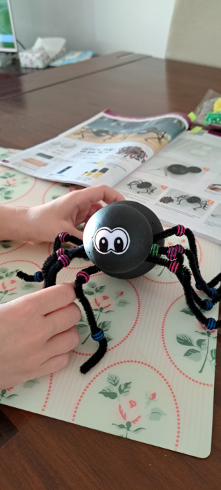 L'Araignée d'Halloween - 10doigts.fr