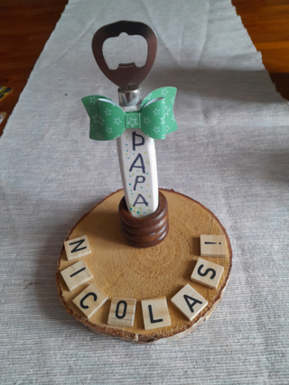 Support décapsuleur - 10doigts.fr