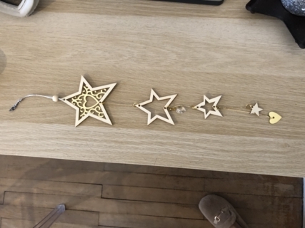 Suspension étoiles - 10doigts.fr