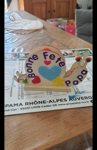 Fêtes des pères création par les enfants que je garde - 10doigts.fr