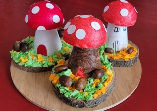 Champignon sans la famille écureuil - 10doigts.fr