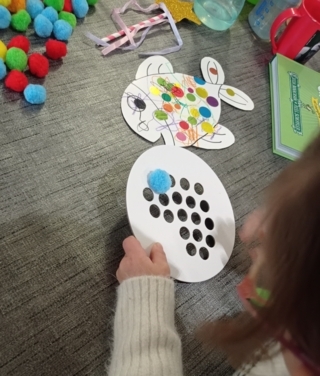 Petit poisson et coeur pour maman - 10doigts.fr