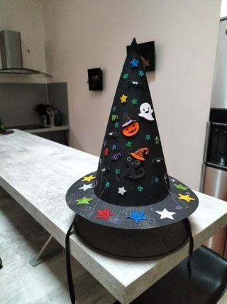 Chapeau de sorcier - 10doigts.fr