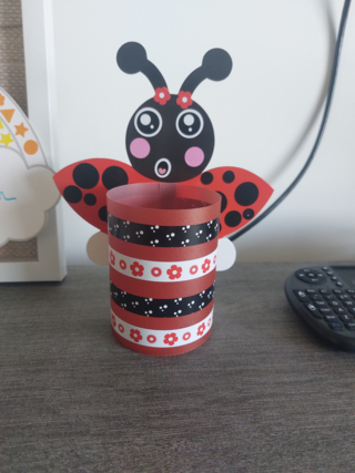 Les insectes arrivent - 10doigts.fr