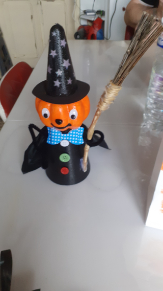 Sorcière citrouille - 10doigts.fr