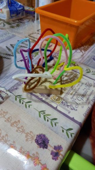 Le bloc avec chenilles - 10doigts.fr