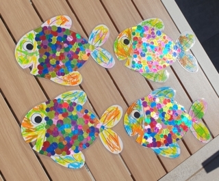 Nos jolis poissons arc en ciel - 10doigts.fr