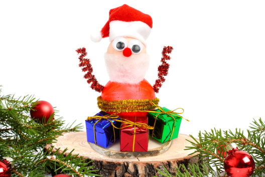 Santa Claus with His Little Gifts - 1 - Christmas Character Crafts - 10doigts.com - Christmas Character Crafts - 10doigts.fr