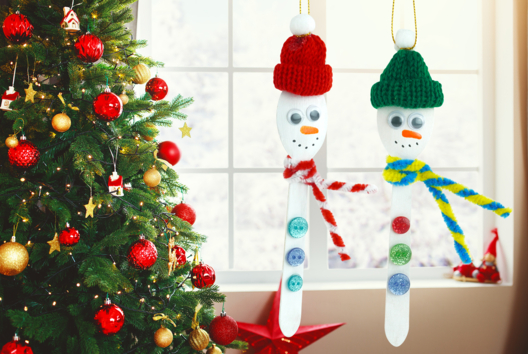 Snowman with a Spoon - 1 - Christmas Tree Ornement Crafts - 10doigts.com - Christmas Tree Ornement Crafts - 10doigts.fr