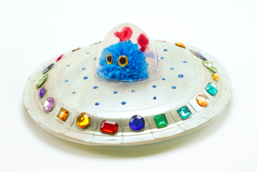 Manualidad Extraterrestre Plato de Cartón - Actividades manuales Halloween - 10doigts.fr - 2