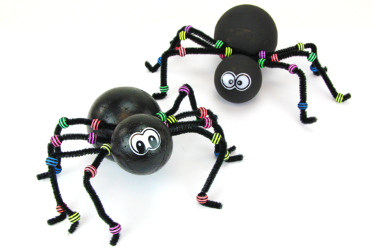 Spider with Styrofoam Balls - 2 - Halloween Crafts - 10doigts.com - Halloween Crafts - 10doigts.fr - 2