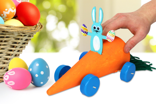 The Easter Bunny's Carrot Car - 1 - DIY Easter Crafts - 10doigts.com - DIY Easter Crafts - 10doigts.fr