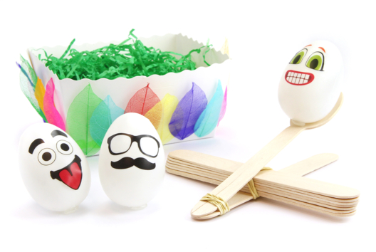 Easter Egg Catapult - 1 - DIY Easter Crafts - 10doigts.com - DIY Easter Crafts - 10doigts.fr