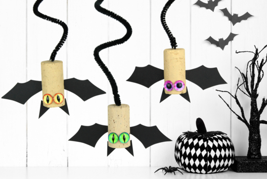 murciélago tapón corcho halloween - Actividades manuales Halloween - 10doigts.fr