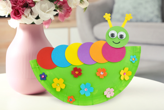 Bertille the Little Caterpillar - 2 - Animal Crafts: Our Creative Ideas for Children - 10doigts.com - Animal Crafts: Our Creative Ideas for Children - 10doigts.fr