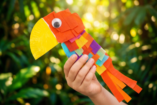 DIY loro actividad fácil para niños - Manualidades animales: nuestras ideas creativas para los niños - 10doigts.fr