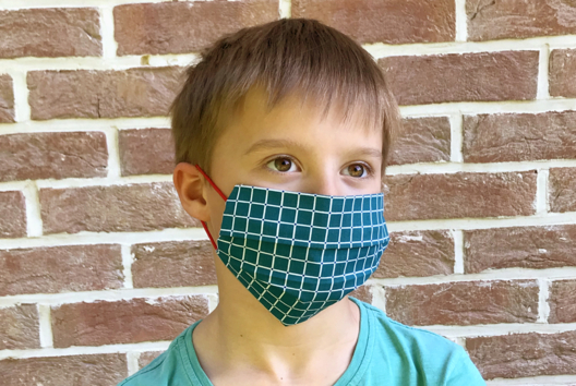 Protective Mask - No Sewing Machine - 1 - Craft Activities for Sewing and Knitting - 10doigts.com - Craft Activities for Sewing and Knitting - 10doigts.fr