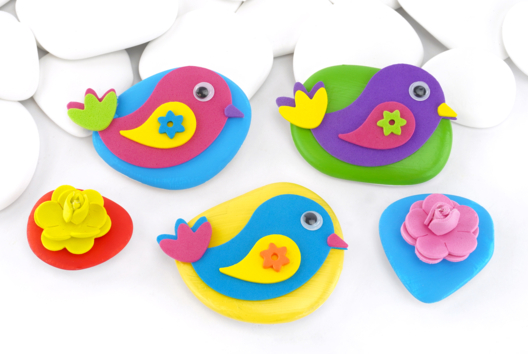 Flower and Bird Magnetic Pebbles - 3 - Animal Crafts: Our Creative Ideas for Children - 10doigts.com - Animal Crafts: Our Creative Ideas for Children - 10doigts.fr