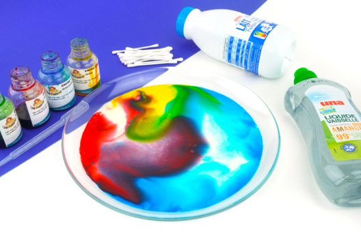 experiencia de leche mágica para niños - Actividades manuales para aprender los colores - 10doigts.fr